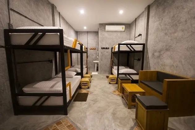 Mixed Shared Dormitory