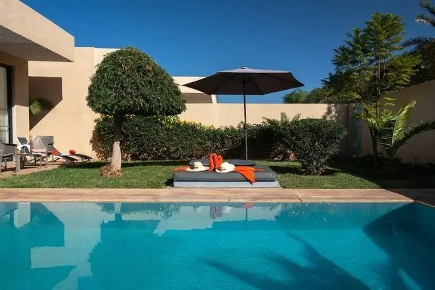 Suite Deluxe avec piscine privée chauffée et jardin privé