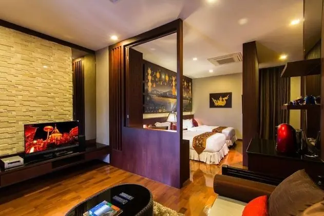 S Class Suite