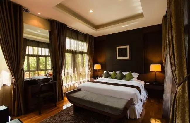 S Class Suite