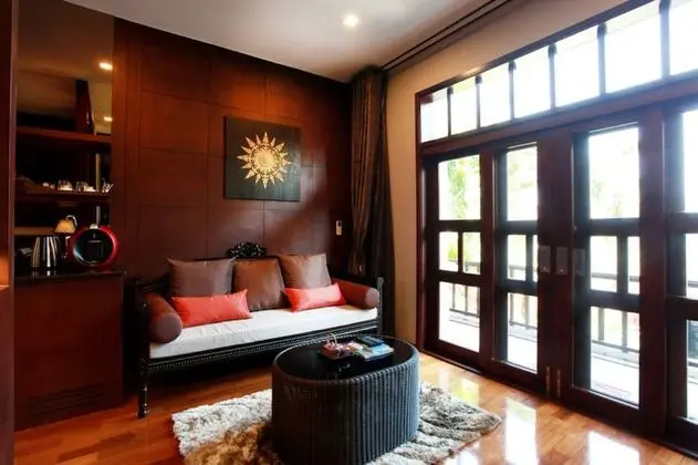 S Class Suite