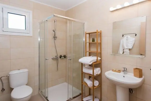 Superior Villa, 3 Yatak Odası, Kişiye Özel Havuzlu, Deniz Manzaralı