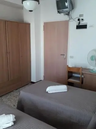 Tek Büyük veya İki Ayrı Yataklı Oda