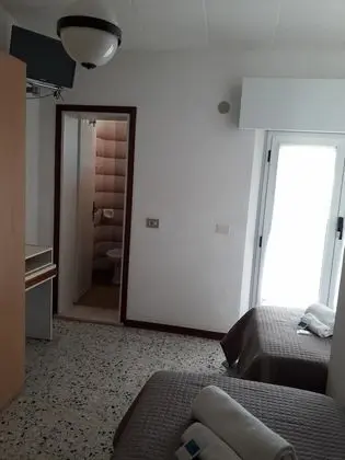 Tek Büyük veya İki Ayrı Yataklı Oda