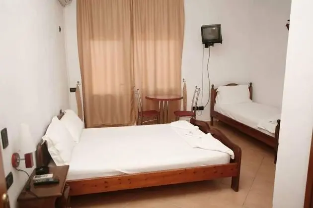 Basic Üç Kişilik Oda, Plaj Manzaralı