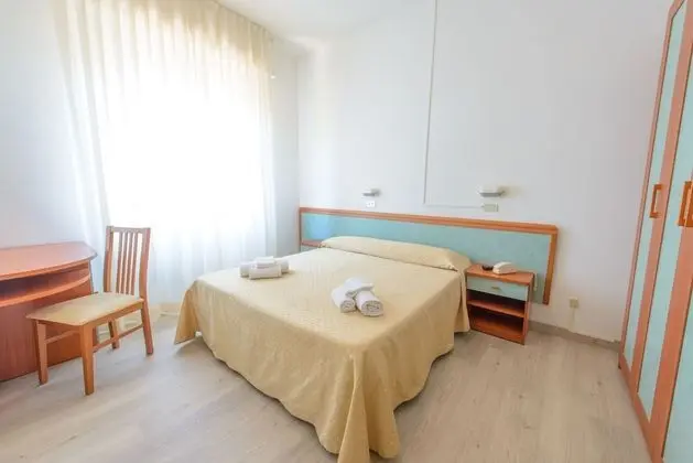 Classic Tek Büyük veya İki Ayrı Yataklı Oda