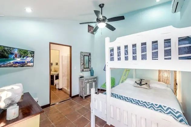 Beachy Bunk