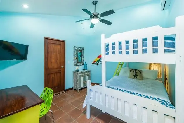 Beachy Bunk
