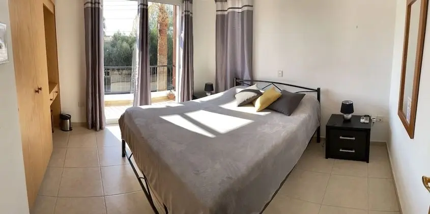 Apart Daire, 2 Yatak Odası, Havuz Manzaralı