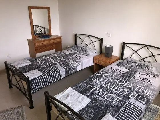Apart Daire, 2 Yatak Odası, Havuz Manzaralı