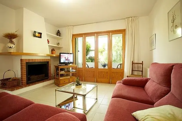 Villa, 4 Yatak Odası, Kişiye Özel Havuzlu