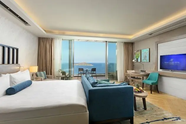 Deluxe King Room with Sea View