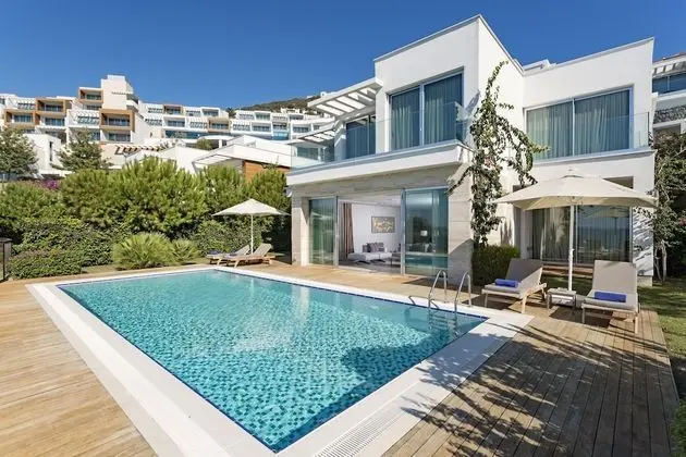 Royal Villa with Private Pool