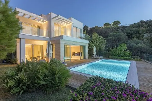 Royal Villa with Private Pool