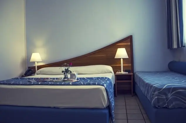 Family Dört Kişilik Oda