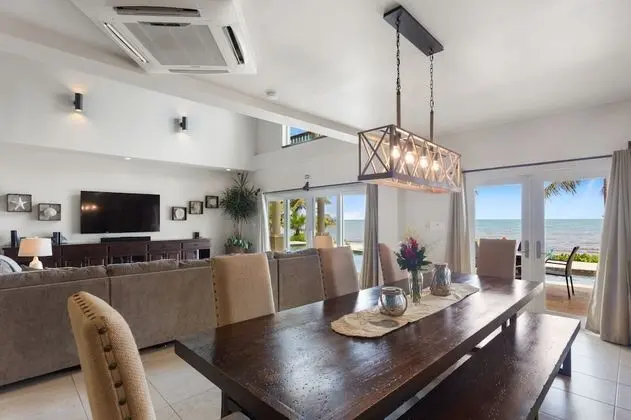 Manatee Luxury Villa, 4 Bedrooms, Private Pool, Ocean View