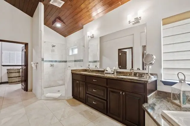 Manatee Luxury Villa, 4 Bedrooms, Private Pool, Ocean View