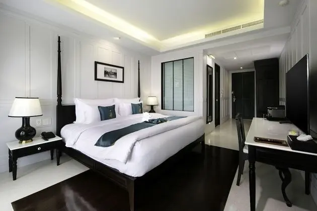 Siri Deluxe Double Bed