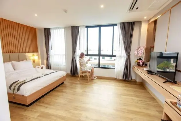 Deluxe Tek Büyük Yataklı Oda