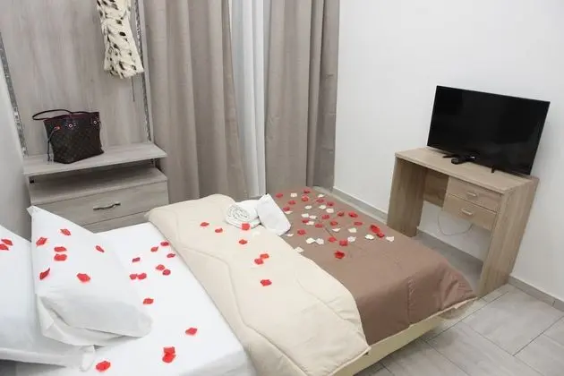 Standard Büyük Yataklı Tek Kişilik Oda