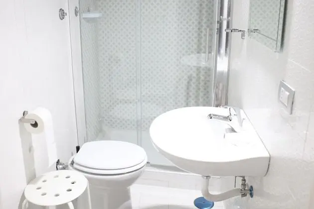 Standard Büyük Yataklı Tek Kişilik Oda