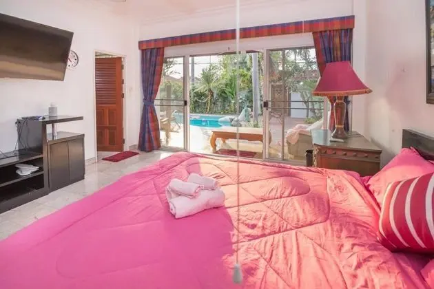 Deluxe Villa, 4 Yatak Odası, Kişiye Özel Havuzlu, Bahçe Manzaralı