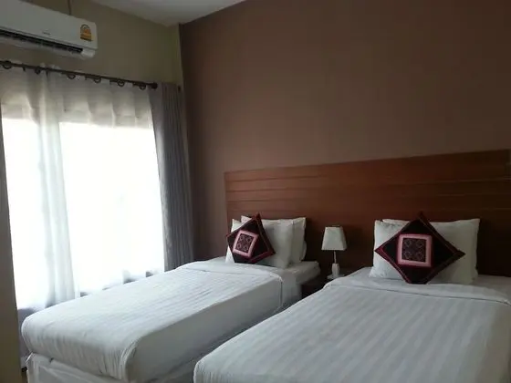 Deluxe Twin