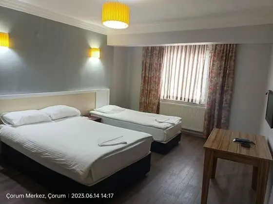 Standart Oda, Sokak Manzaralı