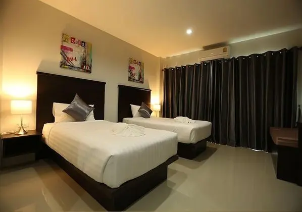 Standard Twin Room