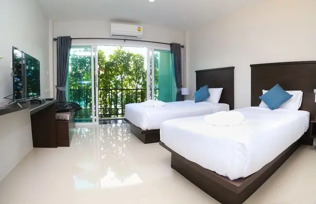 Standard Twin Room