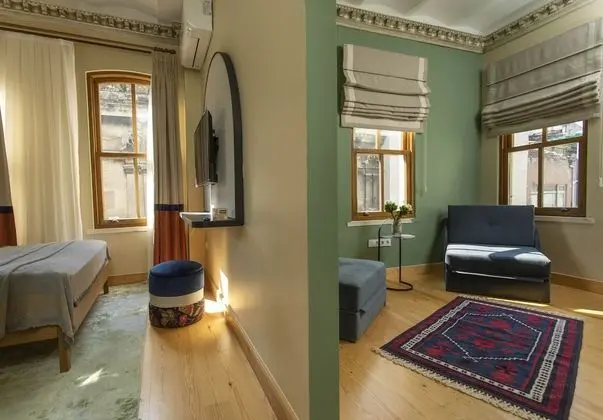 Deluxe Family Suite