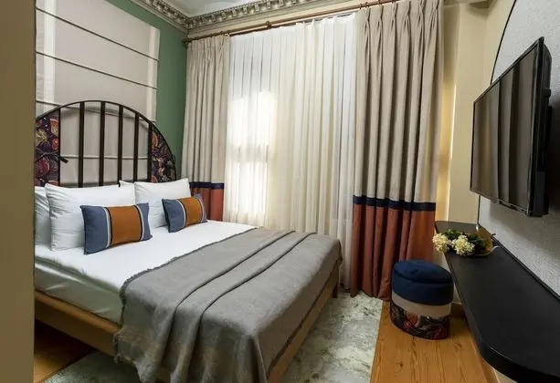 Deluxe Family Suite