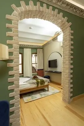 Deluxe Üç Kişilik Oda