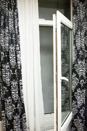 Economy Tek Büyük Yataklı Oda