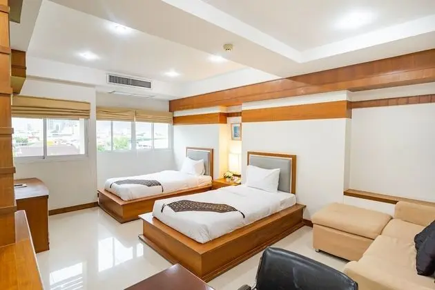 Deluxe Family Suite