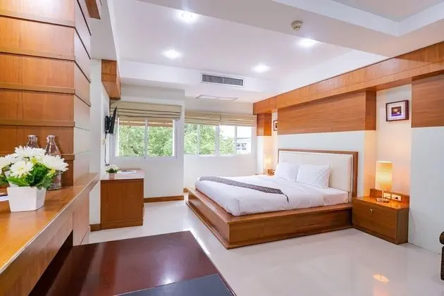 Deluxe Family Suite