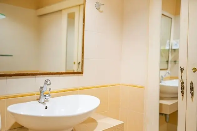 Deluxe Family Suite