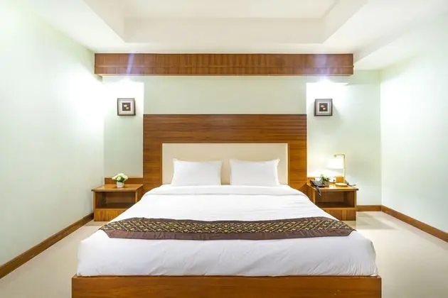 Standard King Room