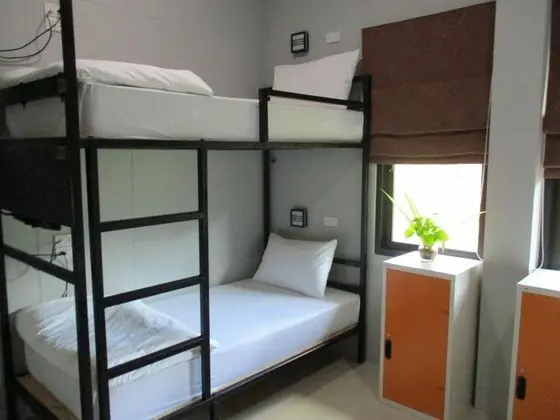 Yatakhanede Yatak Capacity 8 With Shared Bathroom