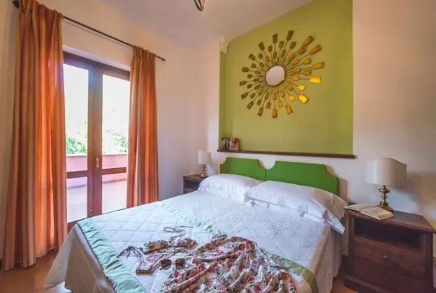 Classic Tek Büyük veya İki Ayrı Yataklı Oda