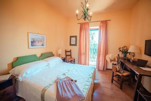 Superior Tek Büyük veya İki Ayrı Yataklı Oda, Deniz Manzaralı