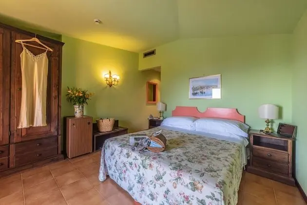 Superior Tek Büyük veya İki Ayrı Yataklı Oda, Deniz Manzaralı