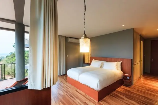 Deluxe Room, Upper Floor