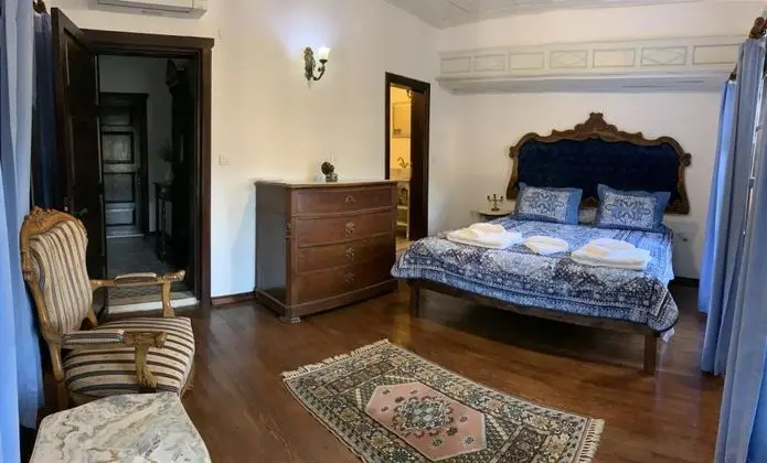 Manolya, Dağ Manzaralı, Teraslı