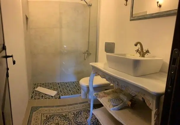Manolya, Dağ Manzaralı, Teraslı