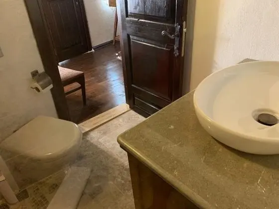 Sardunya, Dağ Manzaralı, Şömineli