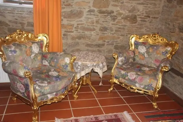 Kırmızı Oda, Avlu Manzaralı, Zemin Kat