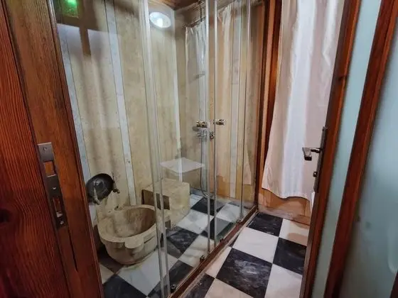 Afrodit Odası, Köy Manzaralı, Şömineli