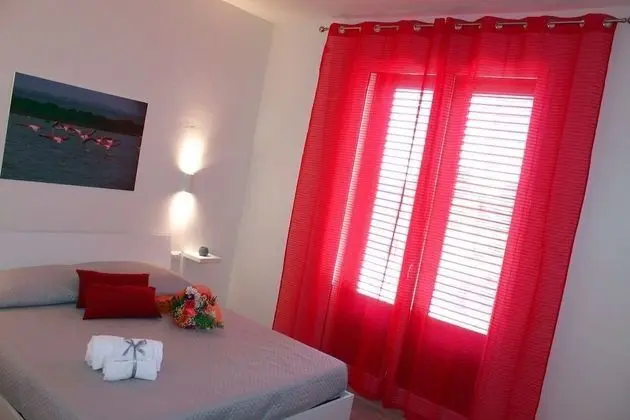 Üç Kişilik Oda, Birden Çok Yatak, Sigara İçilmez