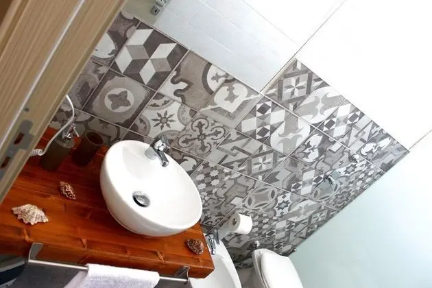 Üç Kişilik Oda, Birden Çok Yatak, Sigara İçilmez